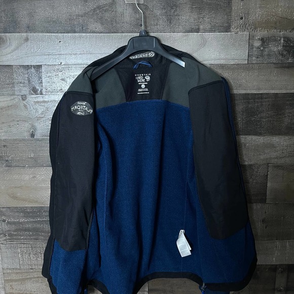 SOLD Mountain Hardwear Hybrid Toasty Tweed Jacket - Picture 3 of 5